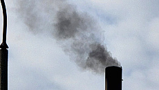 Komin w Mrągowie nadal pracuje mimo nieprawidłowości. Mieszkańcy domagają się kontroli zakładu Komin w Mrągowie nadal pracuje mimo nieprawidłowości. Mieszkańcy domagają się kontroli zakładu